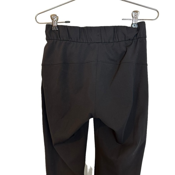 Lululemon On The Fly Pant 28" Black 2 XS First Release W5ALWS luxtreme travel - Picture 8 of 8
